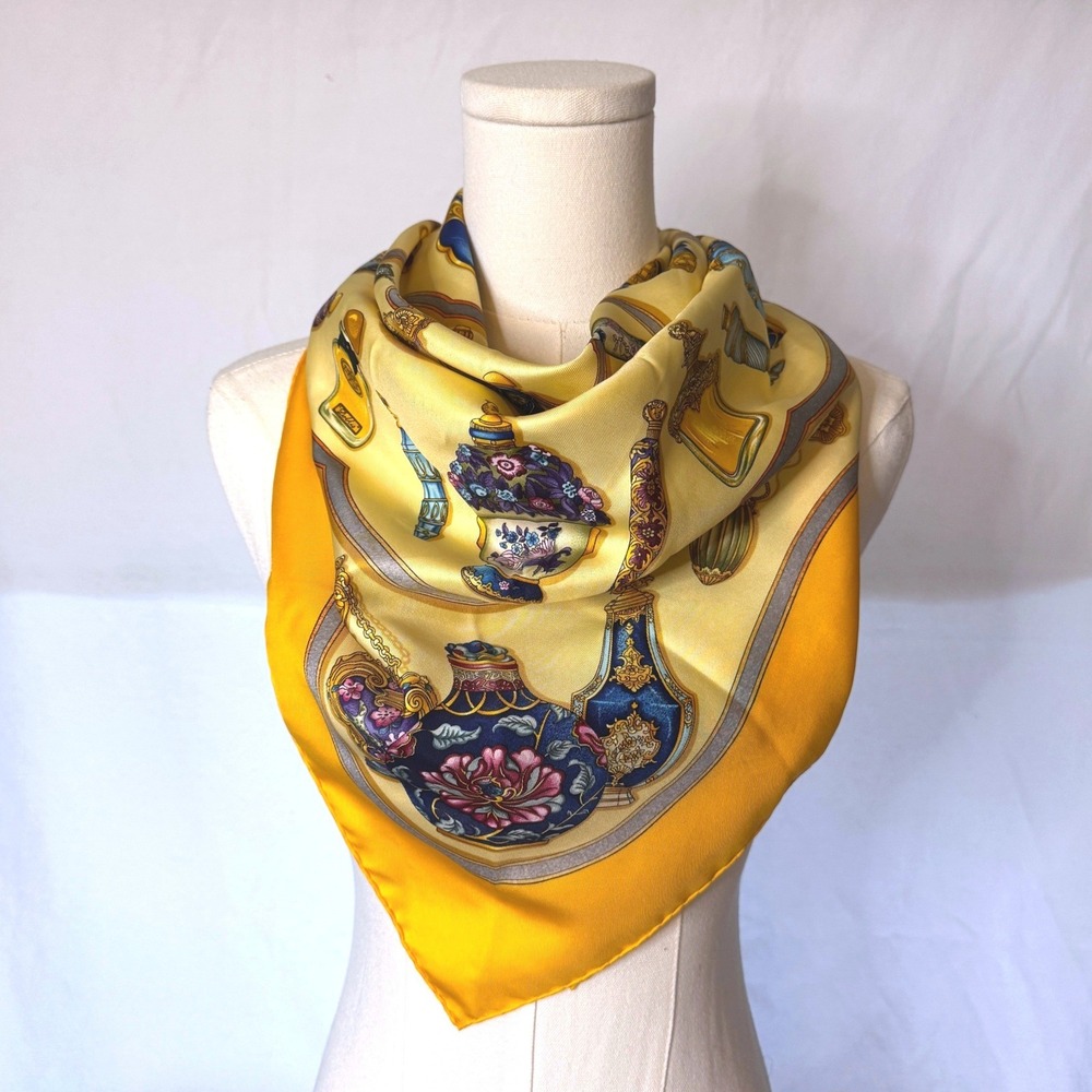 Hermes Qu'importe‎ Le Flacon Silk Yellow Blue Perfume Bottle 90 Carre Scarf